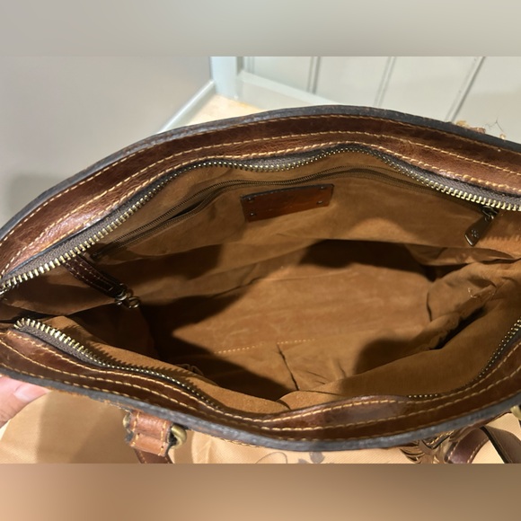 Patricia Nash Floral Shoulder Bag - Brown and Cream - Picture 7 of 10